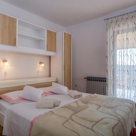 House Ruzica Hotel Mali Lošinj Екстериор снимка