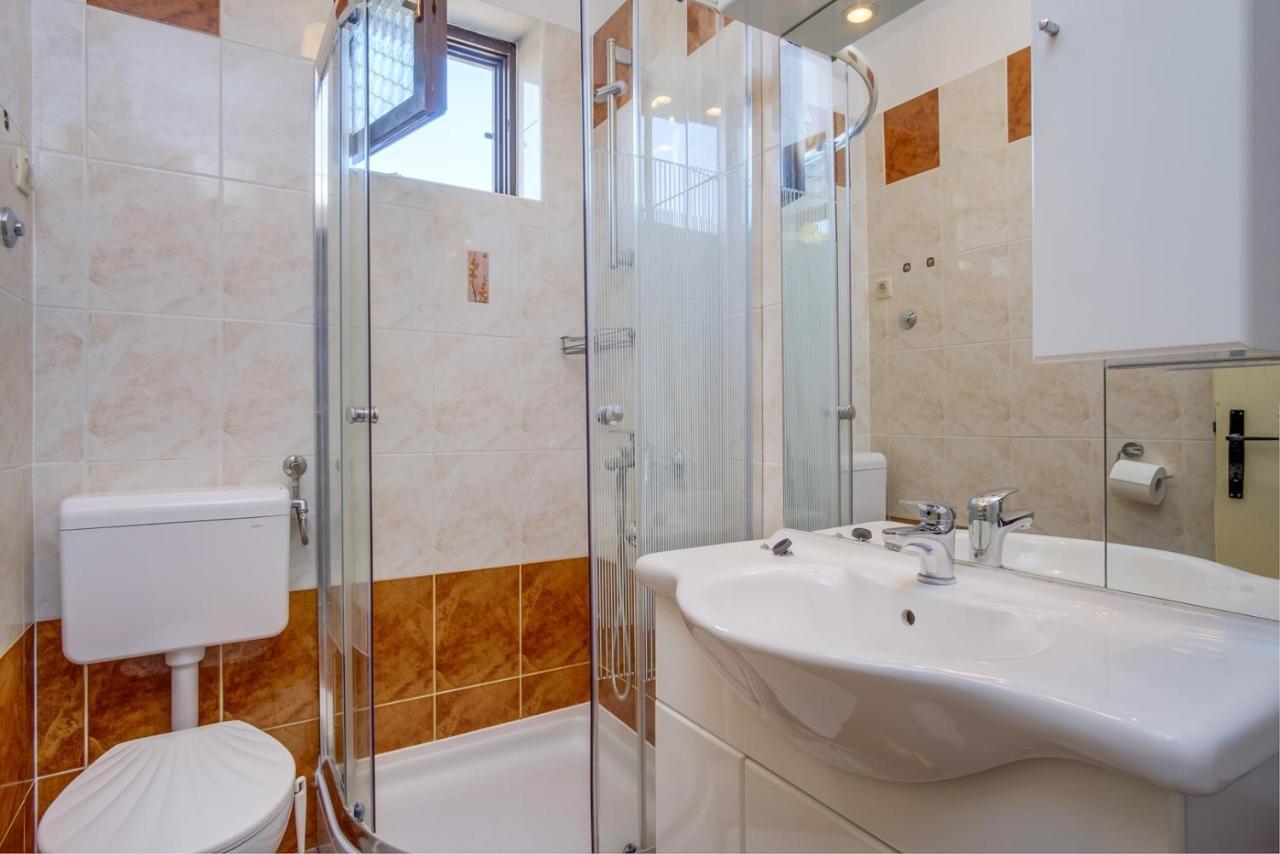 House Ruzica Hotel Mali Lošinj Екстериор снимка